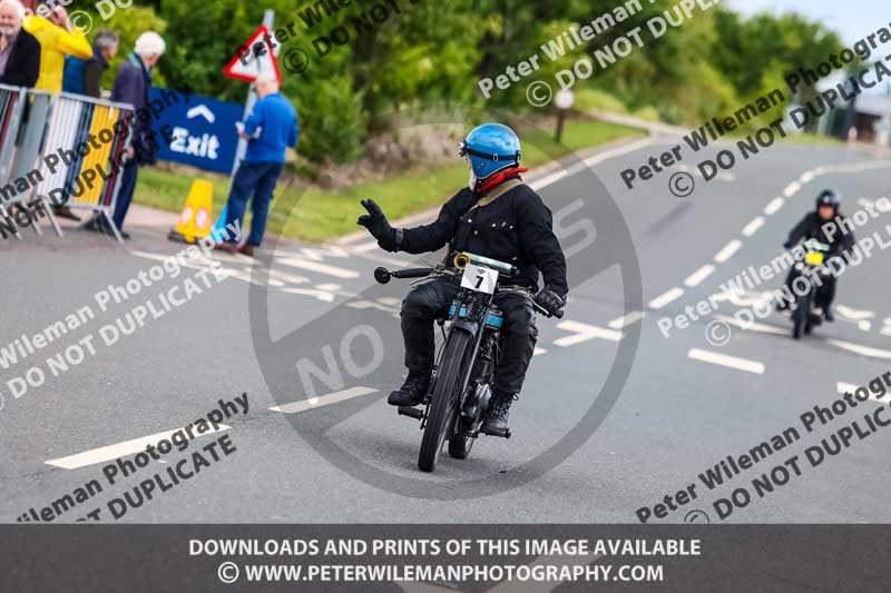 Vintage motorcycle club;eventdigitalimages;no limits trackdays;peter wileman photography;vintage motocycles;vmcc banbury run photographs